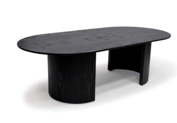 Dolce dining table