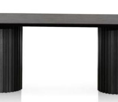 Tafel dining table